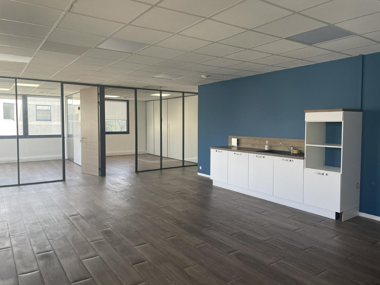 Bureau Aix-en-Provence 691m² Location bureau Aix-en-Provence Bouches-du-Rhône OLBUR2315721 7